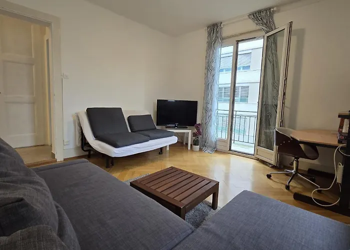 Jolie F2 Apartment